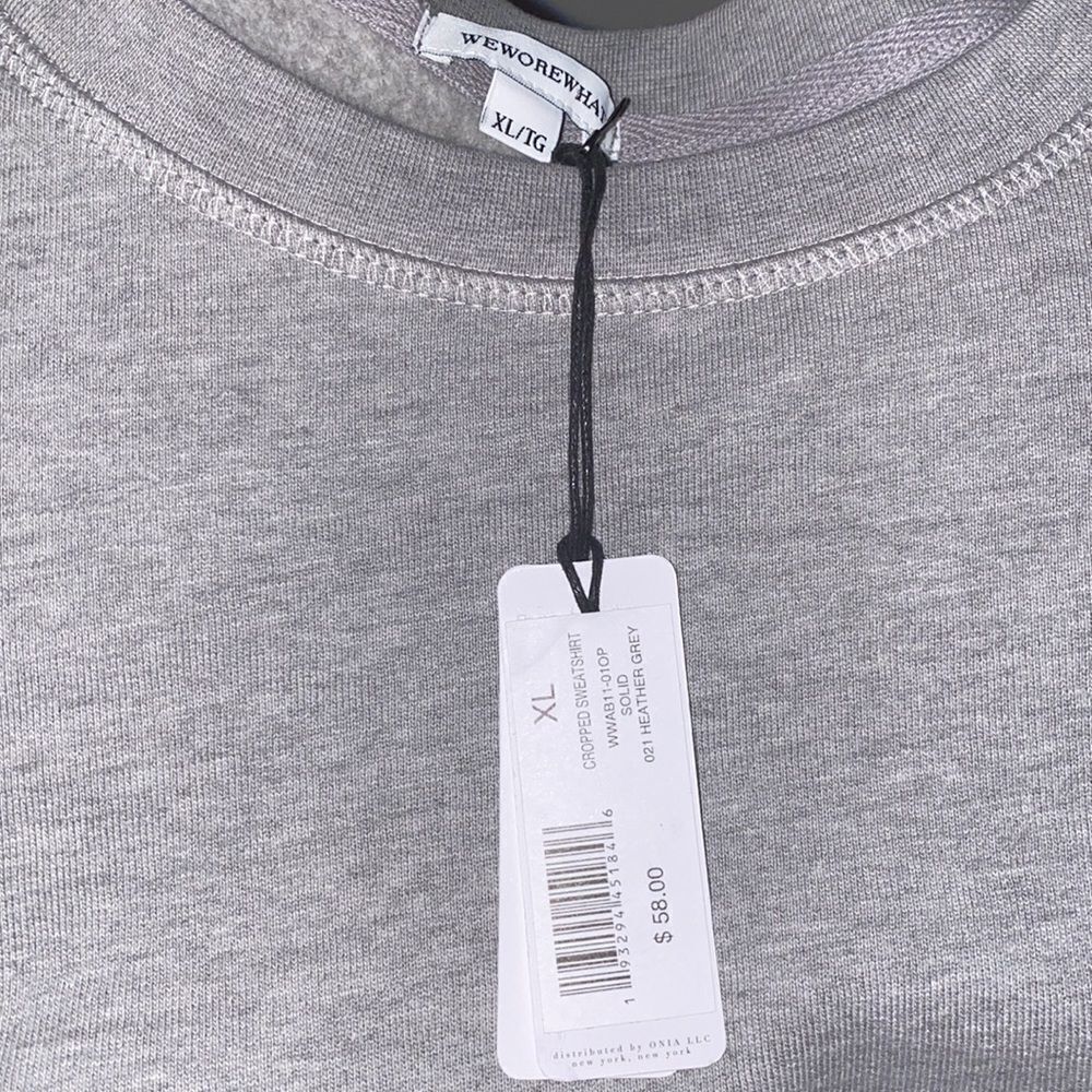 ✨ HP✨WEWOREWHAT
CROPPED SWEATSHIRT✨  - Picture 4 of 5